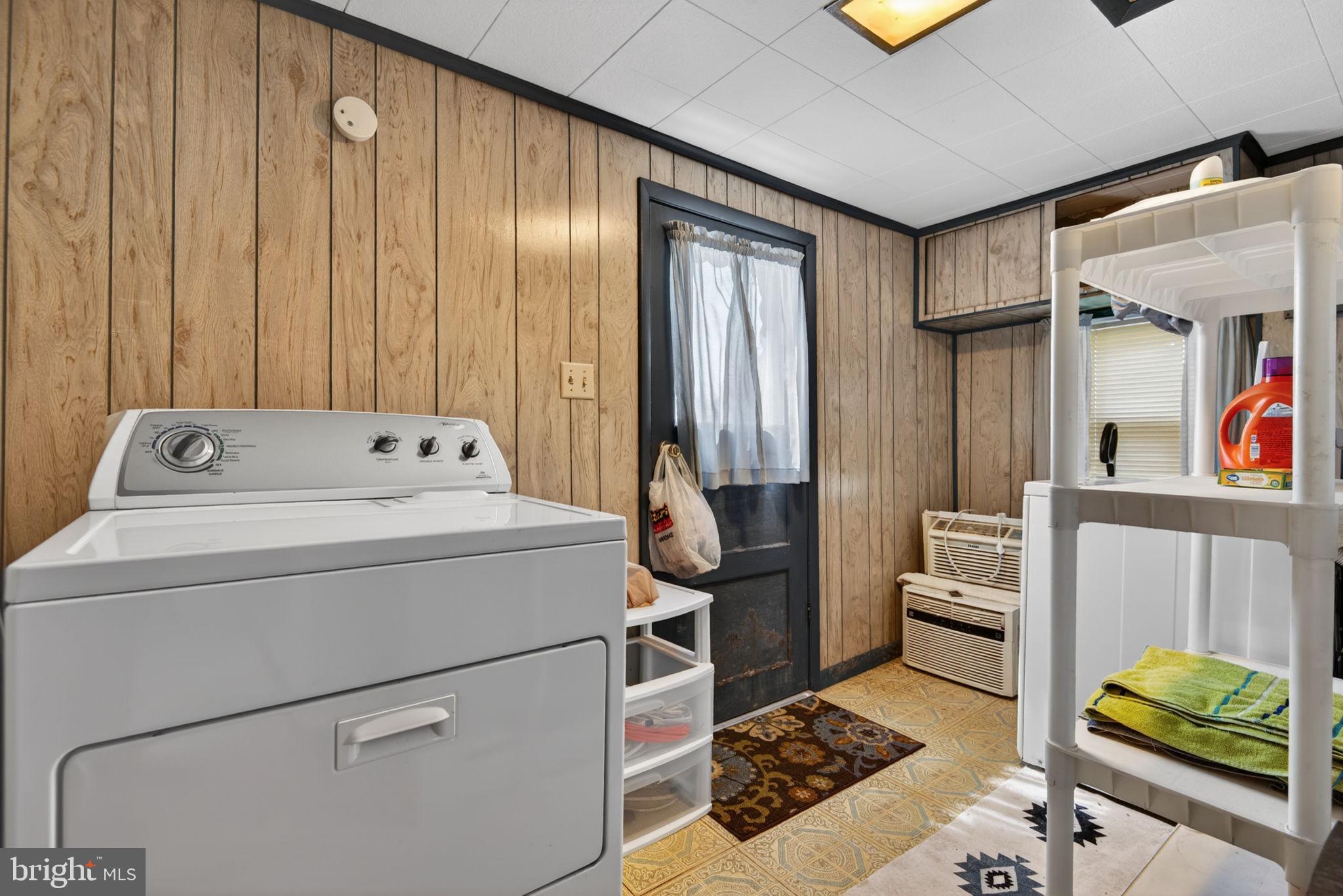 1636 East Canal Road Dover, PA 17315 - Photo 19 of 27