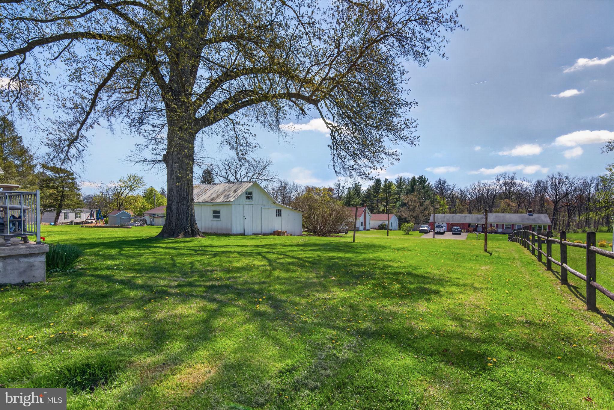 1636 East Canal Road Dover, PA 17315 - Photo 26 of 27