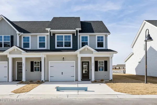 $399,900 | 237 Cline Way, Unit 108 1809 LIVE OAK, Beaufort, NC 28516