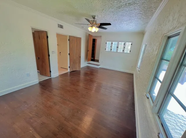 $6,000 | 302 Fordham Drive, Lake Worth Beach, FL 33460