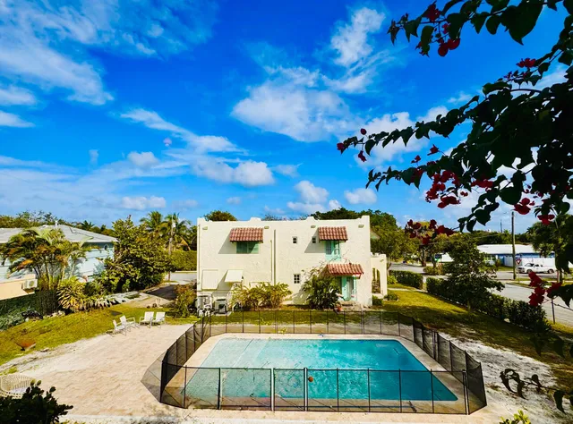 $6,000 | 302 Fordham Drive, Lake Worth Beach, FL 33460