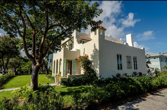 $6,000 | 302 Fordham Drive, Lake Worth Beach, FL 33460