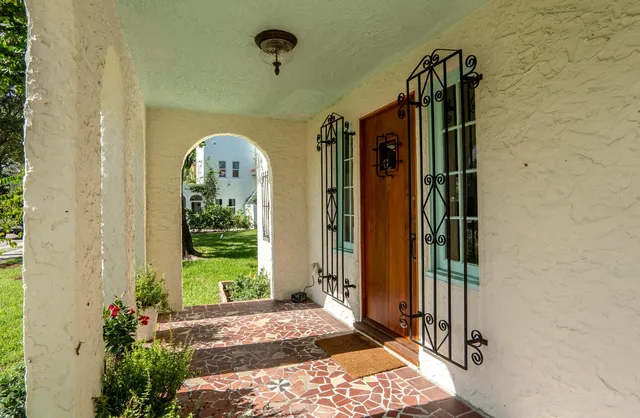 $6,000 | 302 Fordham Drive, Lake Worth Beach, FL 33460