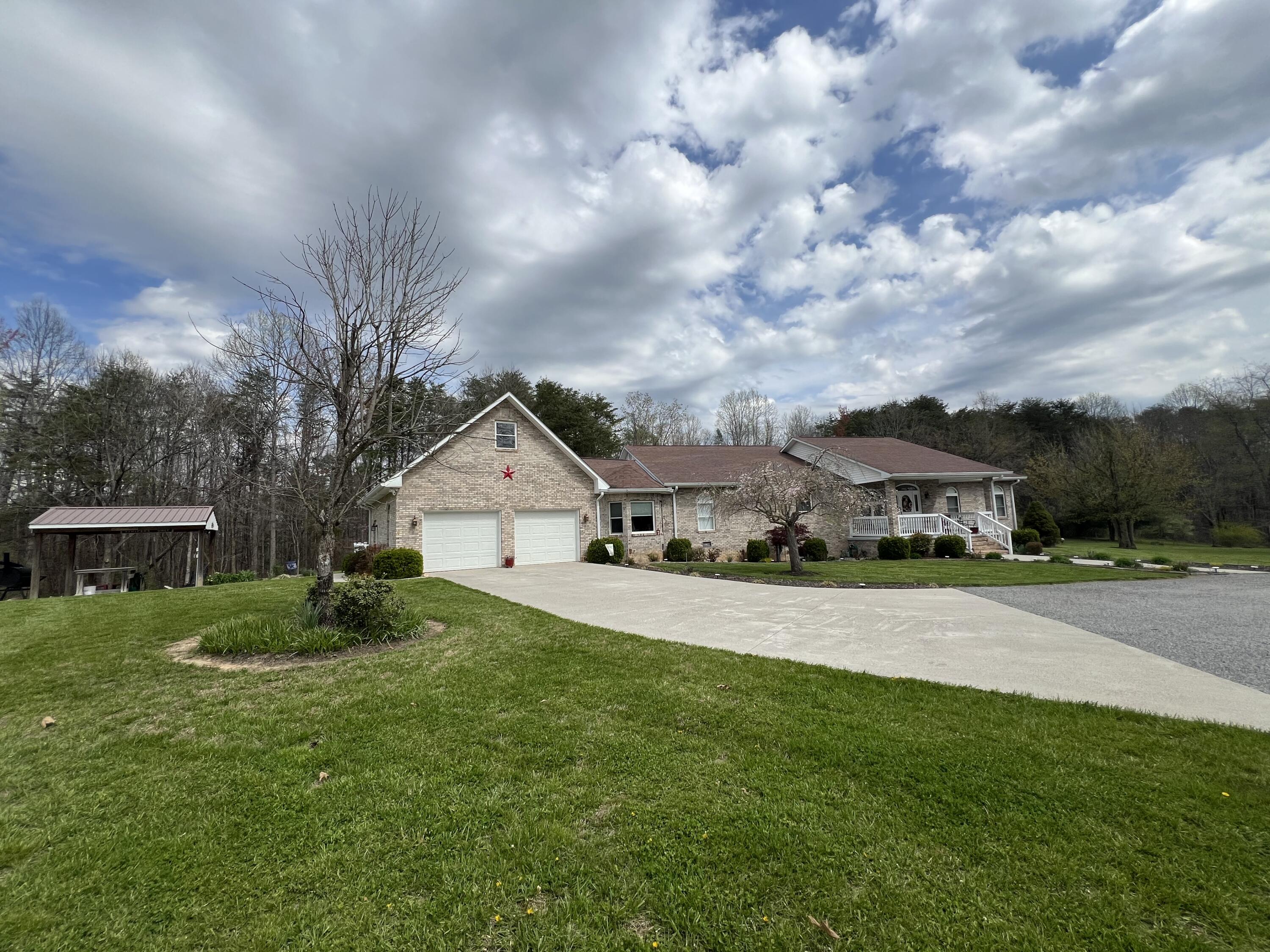 530 Water Works Road Jamestown, KY 42629 - Photo 2 of 90 087CF615-9188-4280-99AB-0EC620A4517F