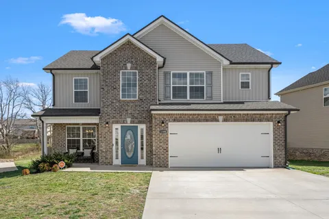 $379,900 | 1108 Barnhill Road, Clarksville, TN 37043