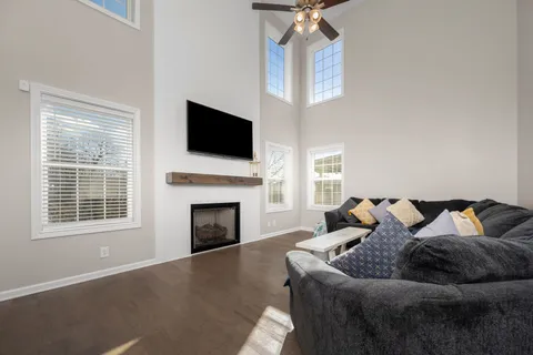 $379,900 | 1108 Barnhill Road, Clarksville, TN 37043