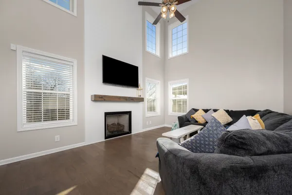 $379,900 | 1108 Barnhill Road, Clarksville, TN 37043