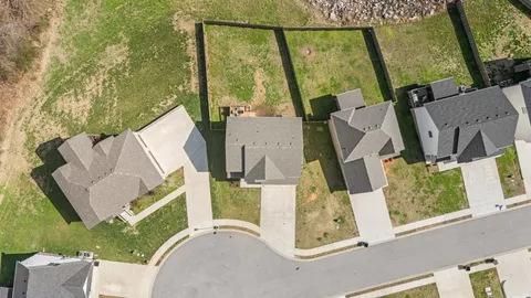 $379,900 | 1108 Barnhill Road, Clarksville, TN 37043