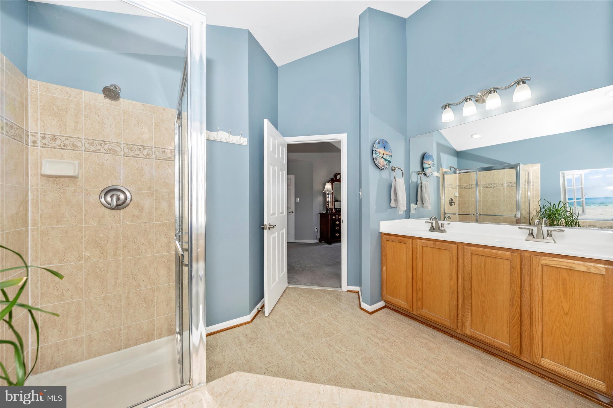 11008 Country Club Road New Market, MD 21774 - Photo 31 of 84 Primary Bathroom