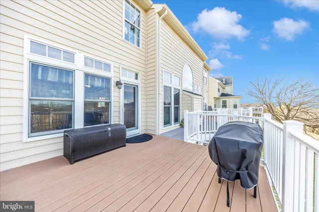 $775,000 | 11008 Country Club Road, New Market, MD 21774