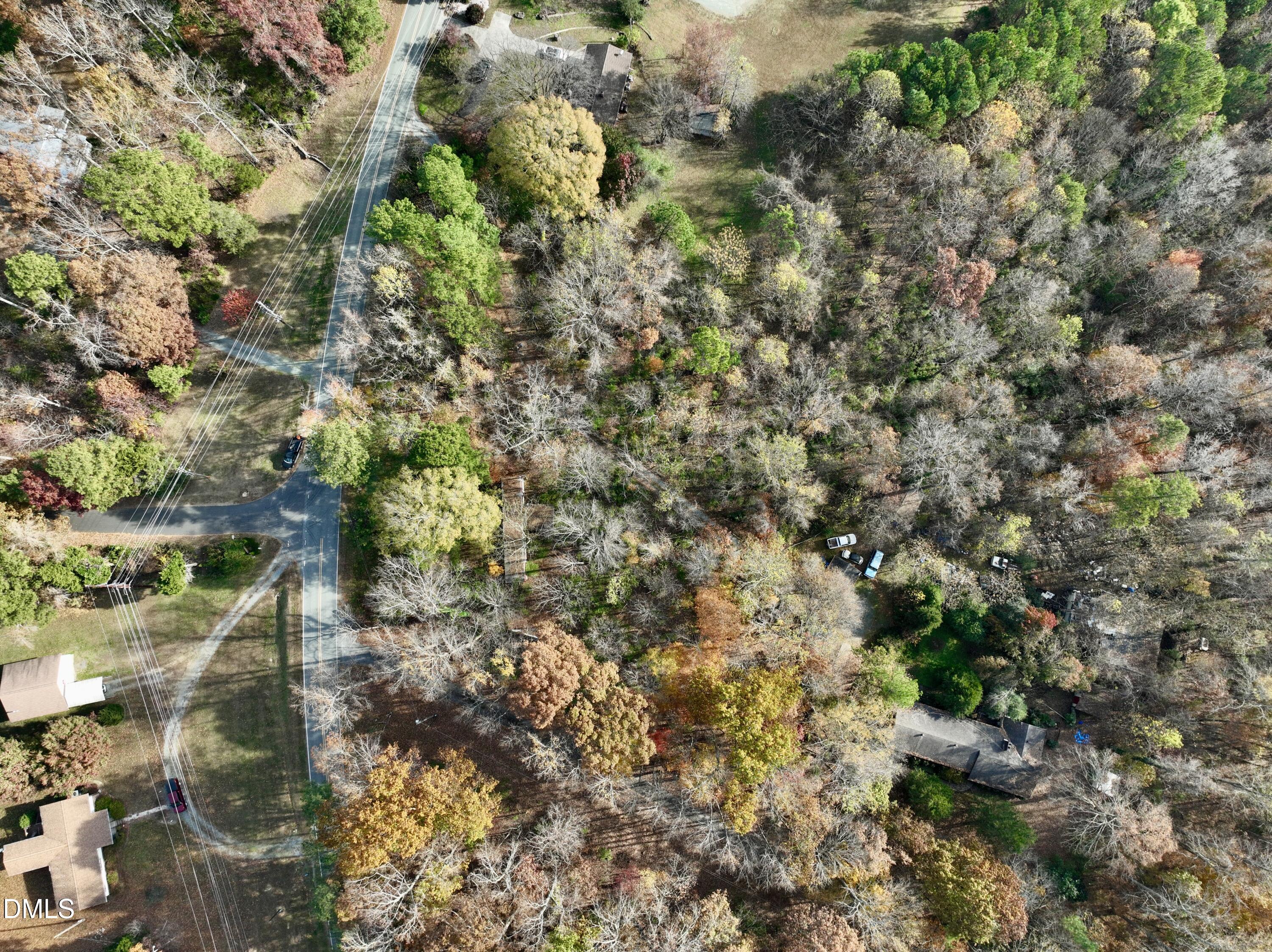 2407 Damascus Church Road Chapel Hill, NC 27516 - Photo 4 of 9