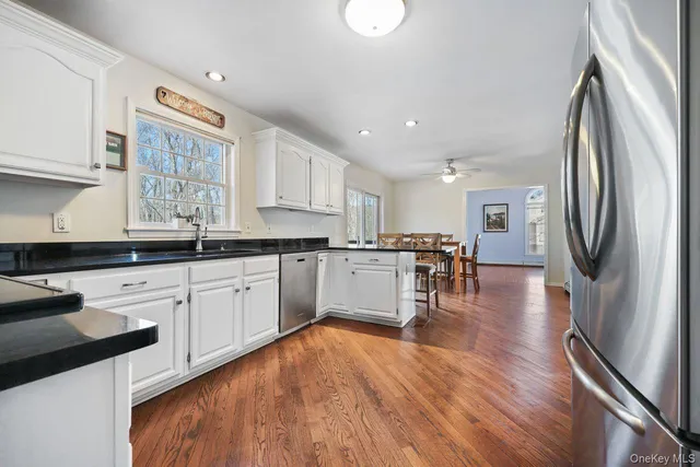 $750,000 | 10 Jennifer Lane, Carmel, NY 10512