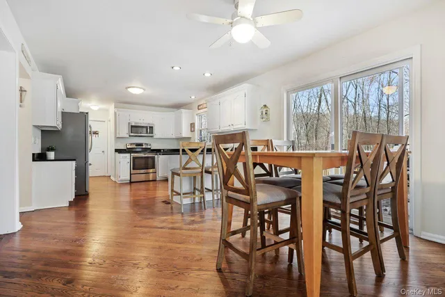 $750,000 | 10 Jennifer Lane, Carmel, NY 10512