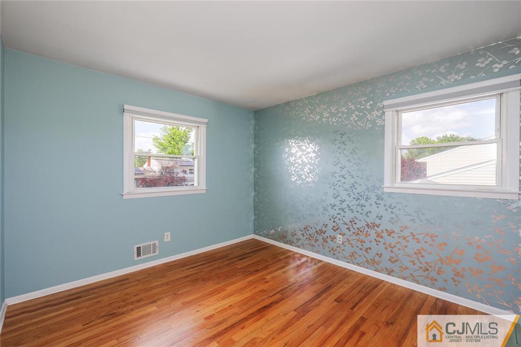 218 Winding Road Iselin, NJ 08830 - Photo 20 of 40 Gallery Image 20