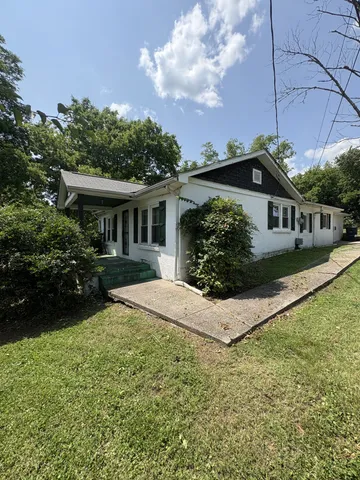 $243,000 | 301 Moncrief Avenue, Goodlettsville, TN 37072