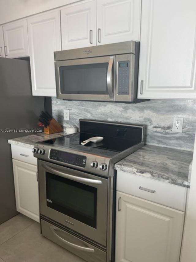 90 Alton Road, Unit 2908 Miami Beach, FL 33139 - Photo 8 of 13