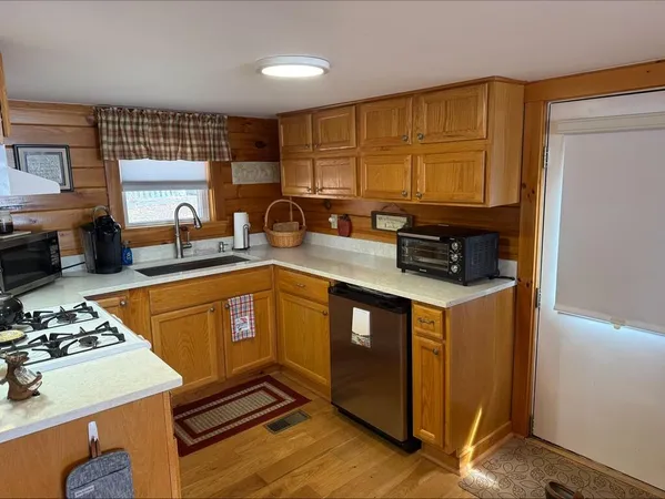 $519,000 | 326 Beechwood Avenue, Hudson, ME 04468