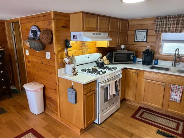 $519,000 | 326 Beechwood Avenue, Hudson, ME 04468