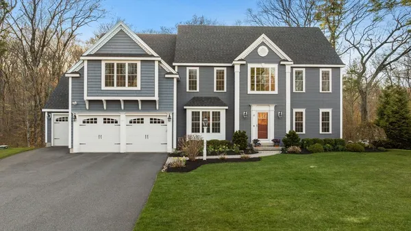 $1,650,000 | 8 Leeds Way, Southborough, MA 01772