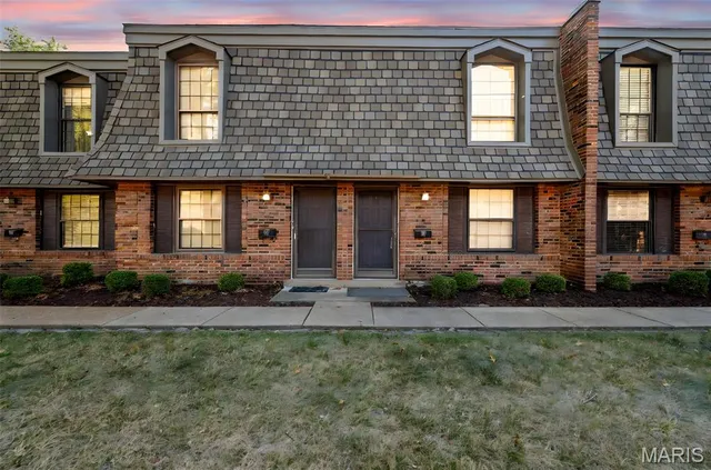 $124,900 | 1871 Mansard Drive, St. Louis, MO 63125