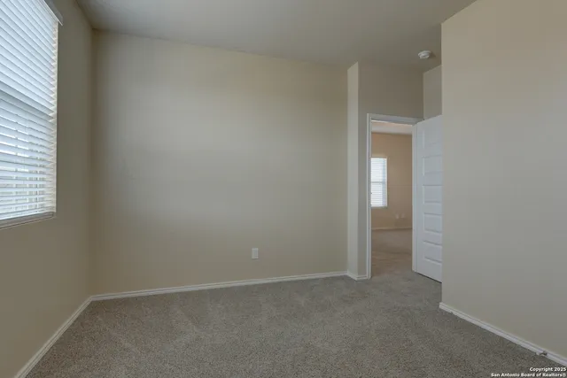 $1,695 | 3931 Somers Crest, San Antonio, TX 78211