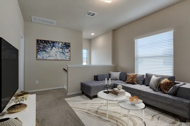 $1,695 | 3931 Somers Crest, San Antonio, TX 78211