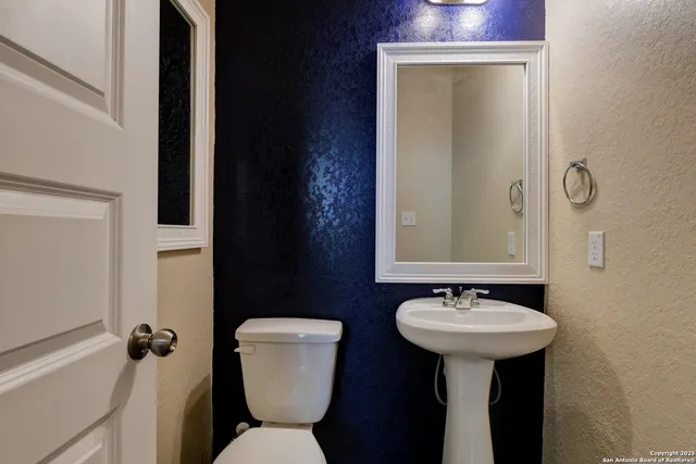 $1,695 | 3931 Somers Crest, San Antonio, TX 78211