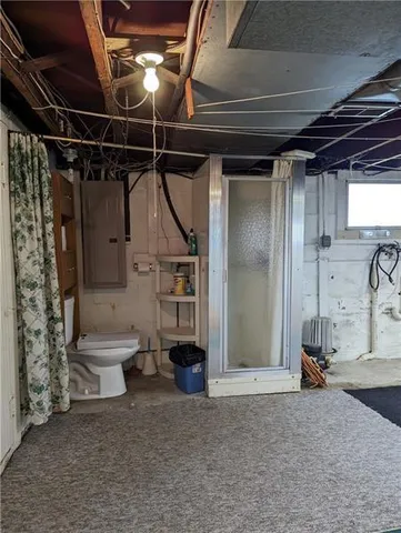 $1,700 | 215 Cherry Avenue, Houston, PA 15342