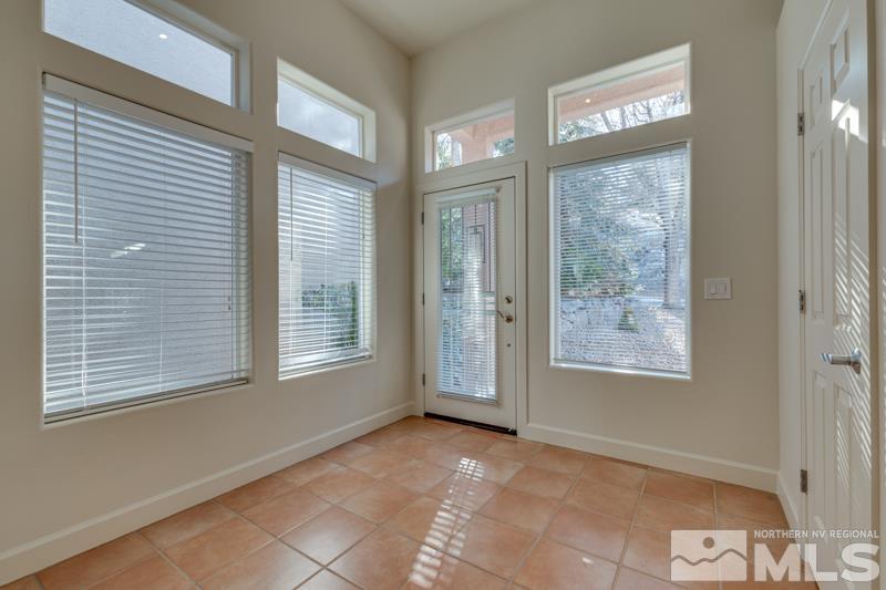 2564 Edgerock Road Reno, NV 89519 - Photo 5 of 40 Photo 5