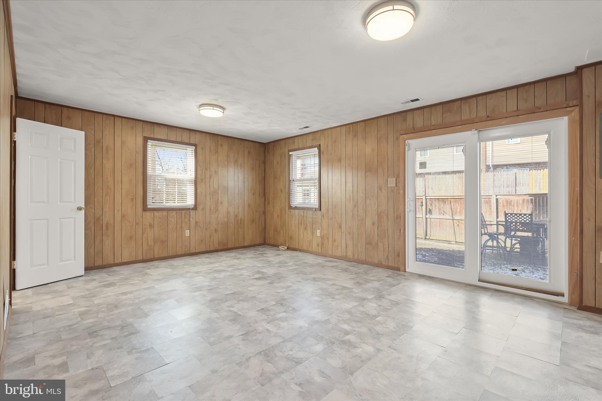 8 Middleview Court Baltimore, MD 21244 - Photo 30 of 39 Recreation Room - Access to Fenced Backyard