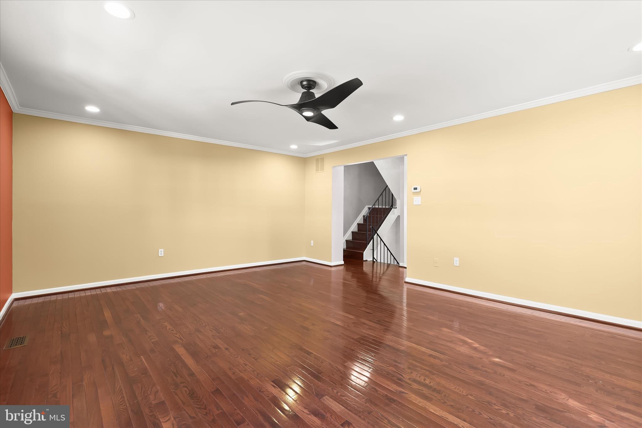 8 Middleview Court Baltimore, MD 21244 - Photo 8 of 39 Living Room - Hardwood Floors