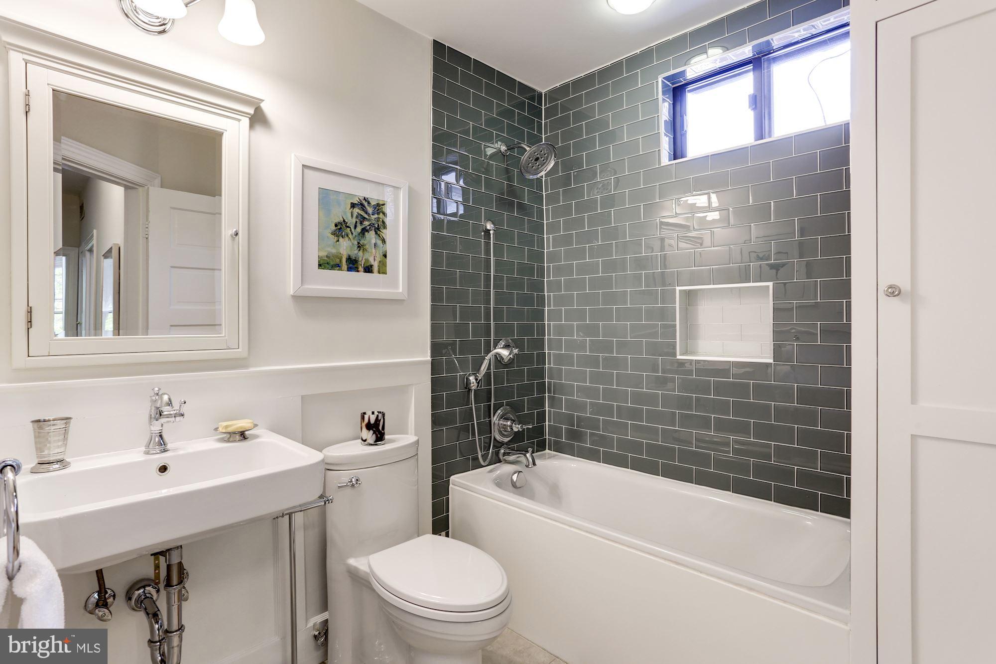 1759 Park Road Northwest Washington, DC 20010 - Photo 30 of 39 Gallery Image 30