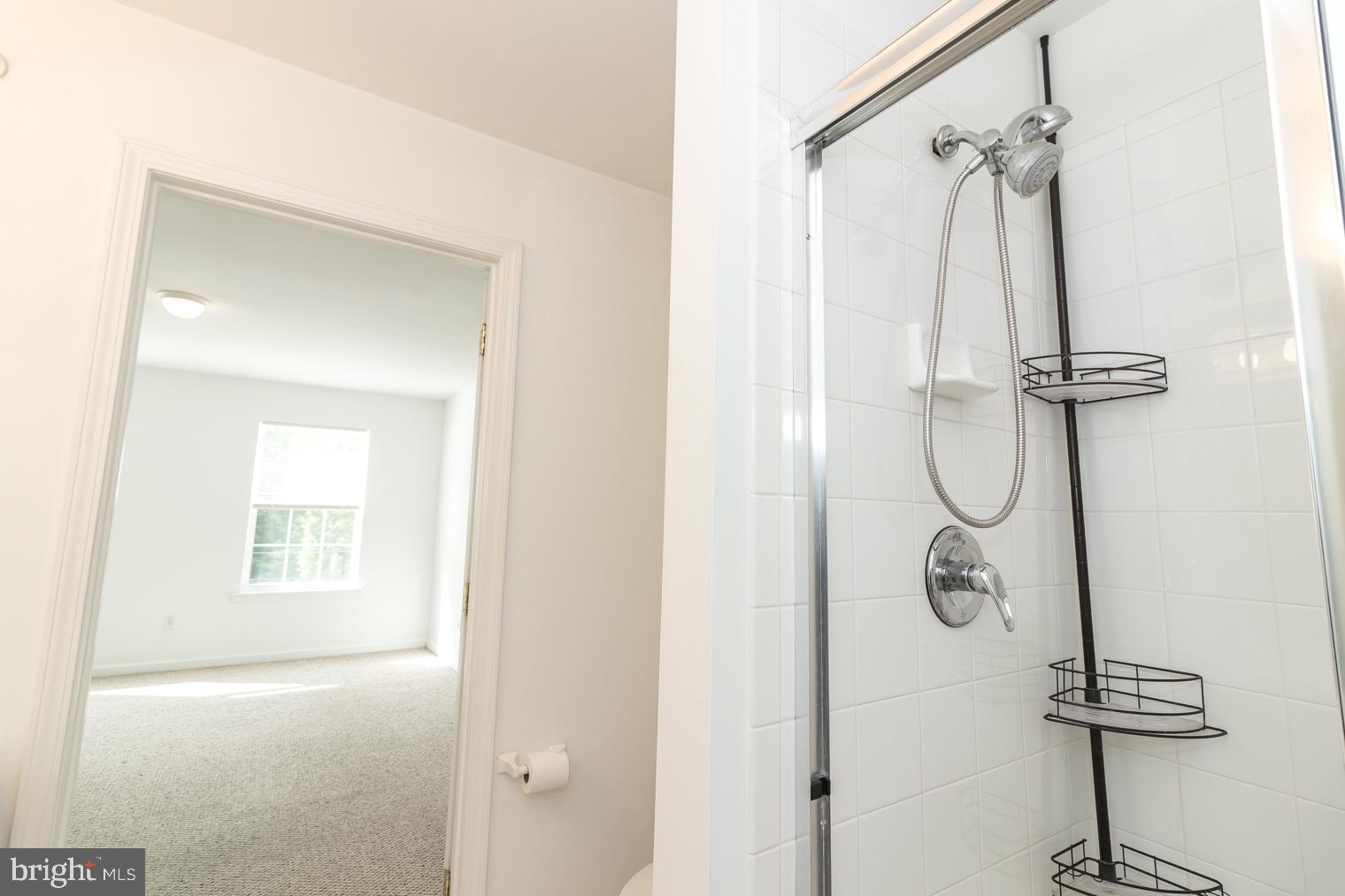 6 Turtle Court Delanco, NJ 08075 - Photo 22 of 37 master bath