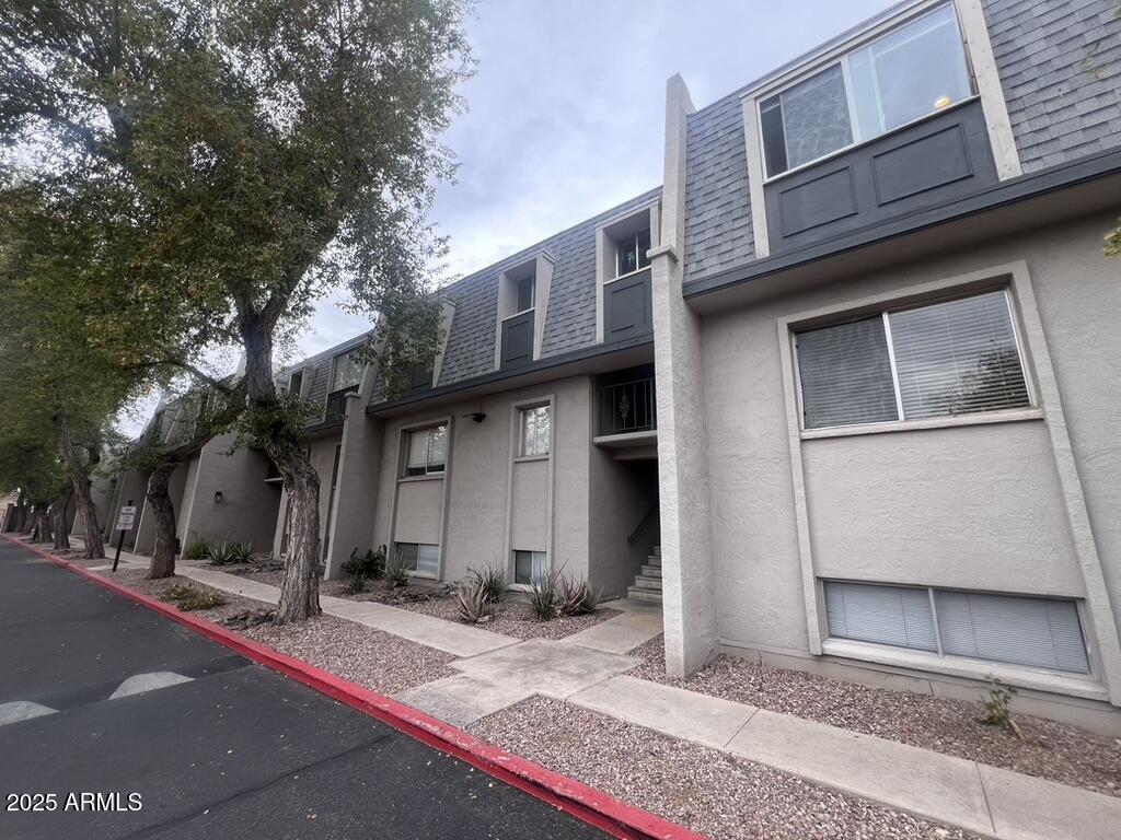 1010 East Osborn Road, Unit A Phoenix, AZ 85014 - Photo 2 of 39 82BEFF65-A2BE-4FE6-805D-5623A823E72D_1_1