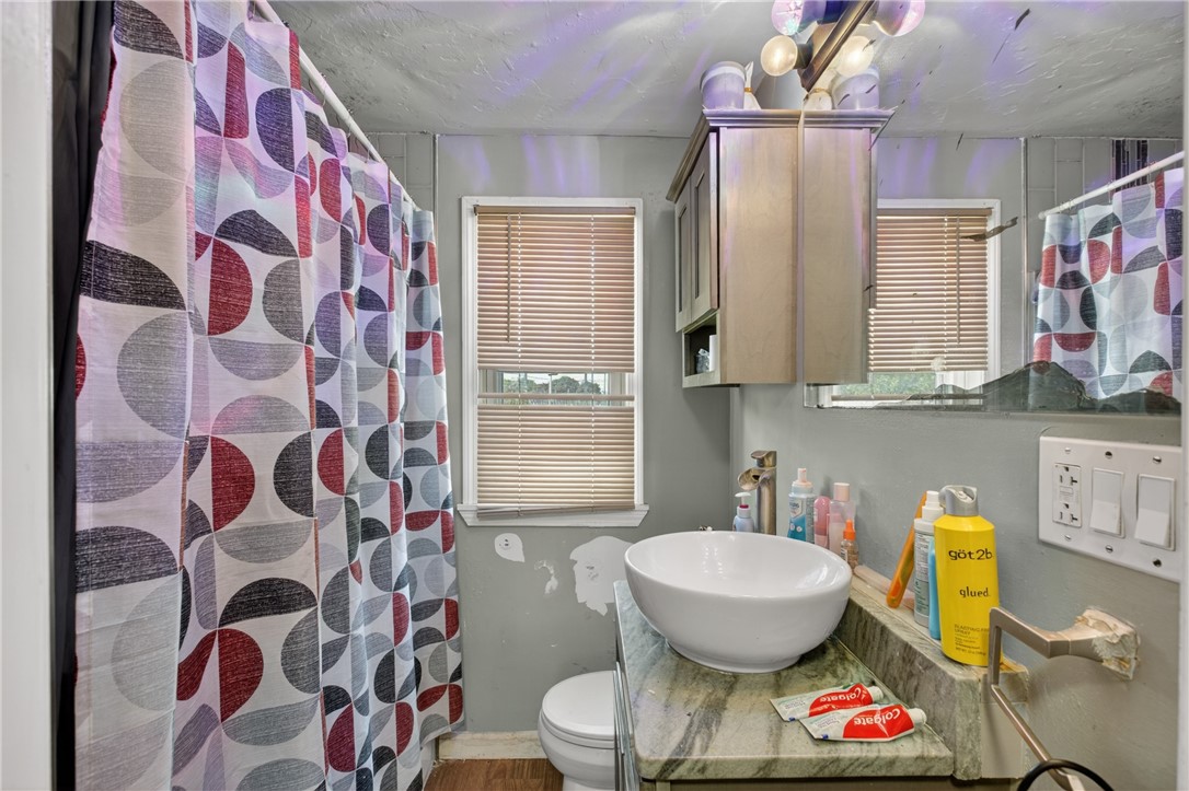 289 Legion Way Cranston, RI 02910 - Photo 14 of 34