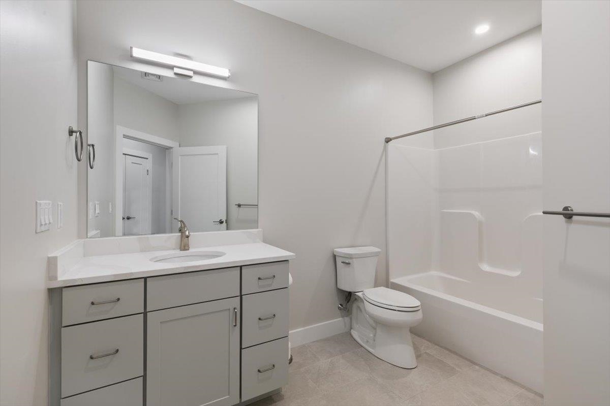 65 Pointe Place, Unit 104 Dover, NH 03820 - Photo 19 of 25