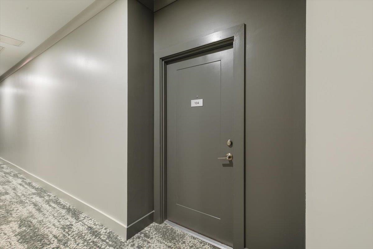 65 Pointe Place, Unit 104 Dover, NH 03820 - Photo 6 of 25