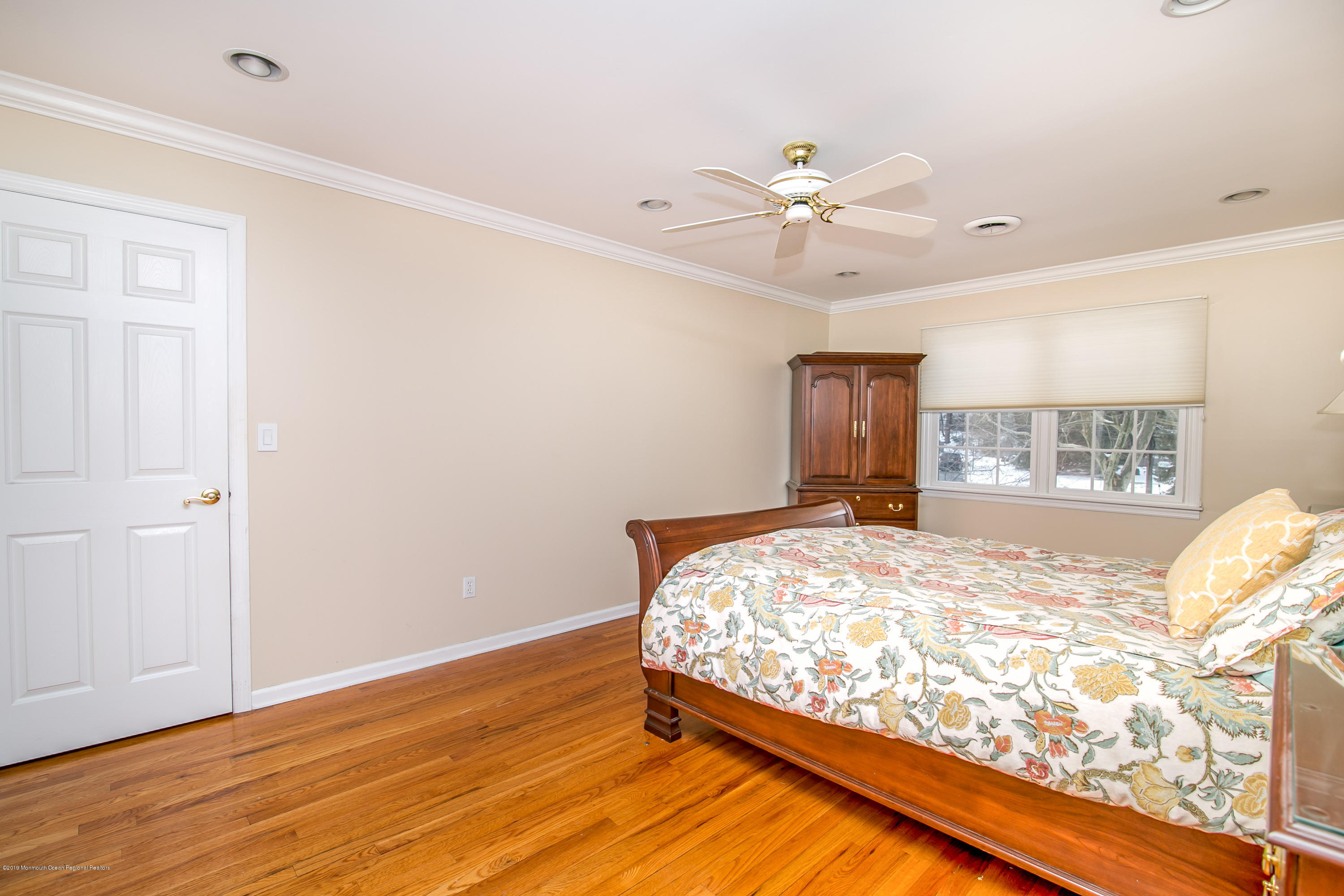 8 Cherry Hill Road Holmdel, NJ 07733 - Photo 20 of 38 Mstr Suite