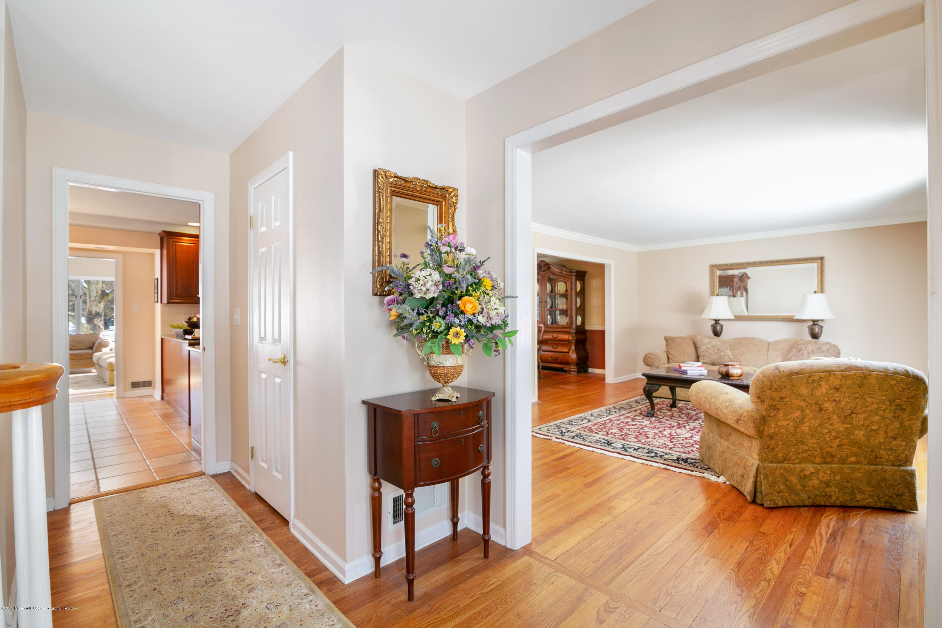 8 Cherry Hill Road Holmdel, NJ 07733 - Photo 3 of 38 Central Hall