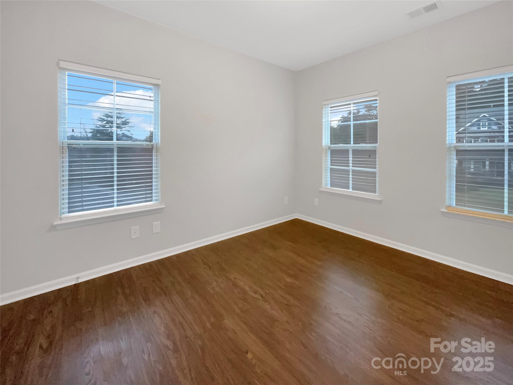 705 Old Cove Road Tega Cay, SC 29708 - Photo 16 of 31