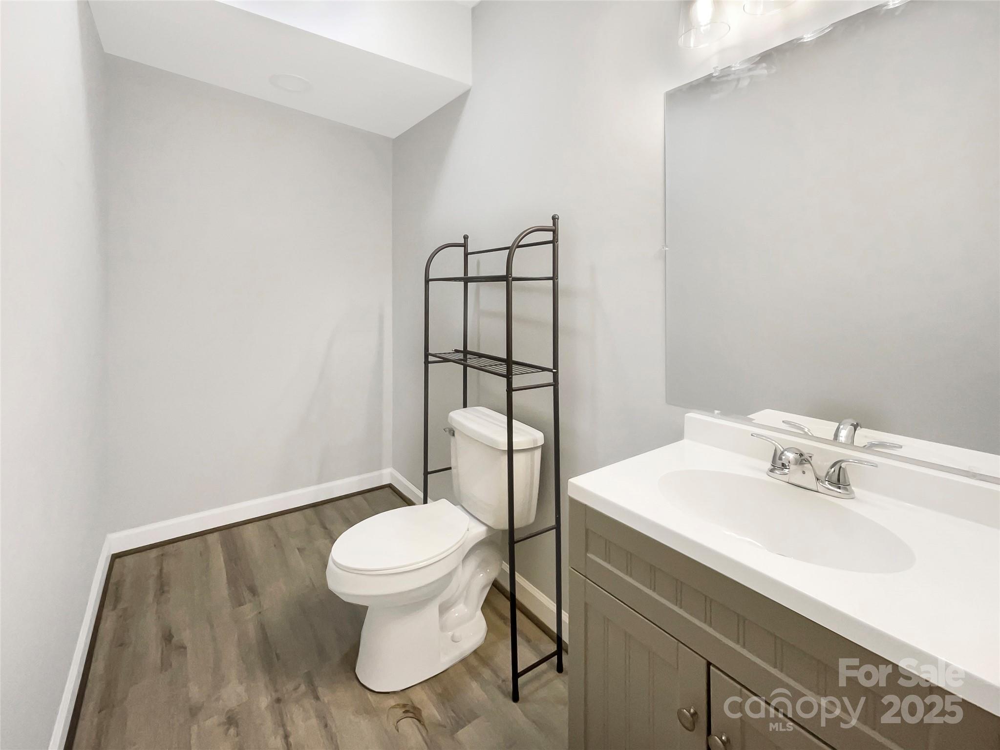 705 Old Cove Road Tega Cay, SC 29708 - Photo 21 of 31