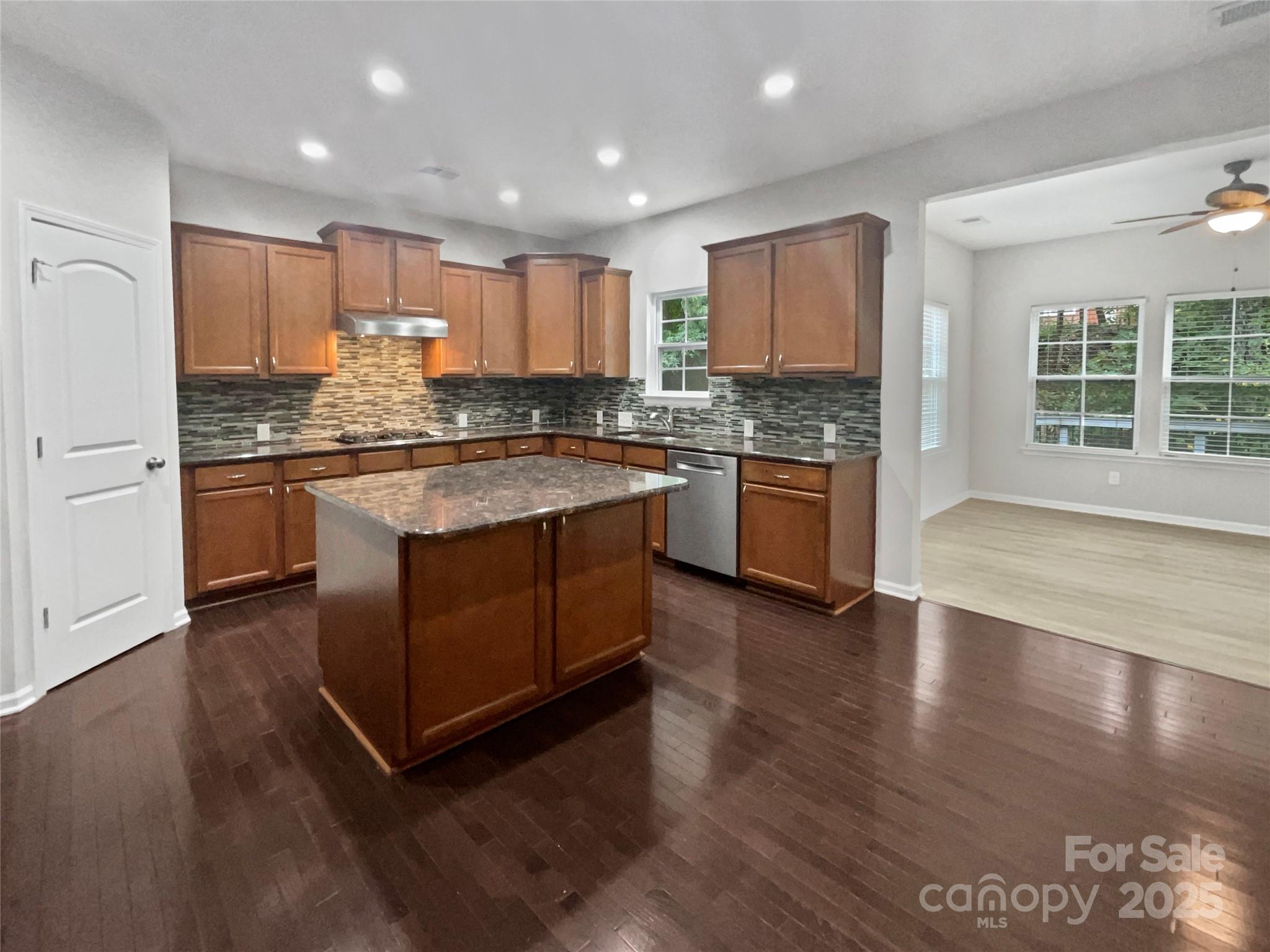705 Old Cove Road Tega Cay, SC 29708 - Photo 27 of 31
