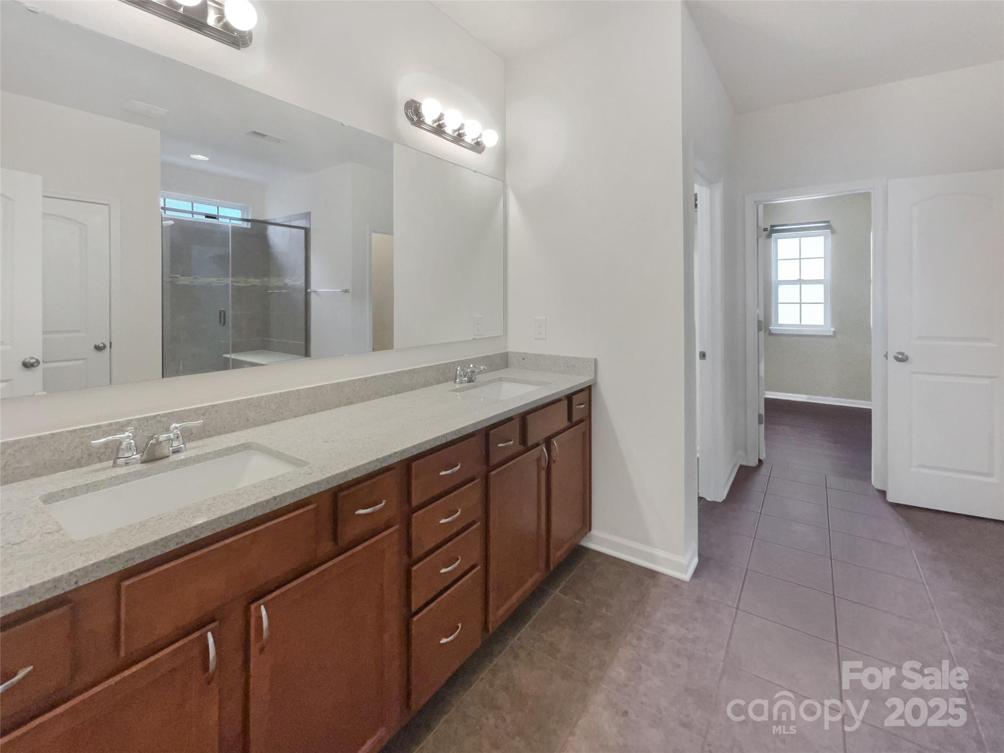 705 Old Cove Road Tega Cay, SC 29708 - Photo 7 of 31