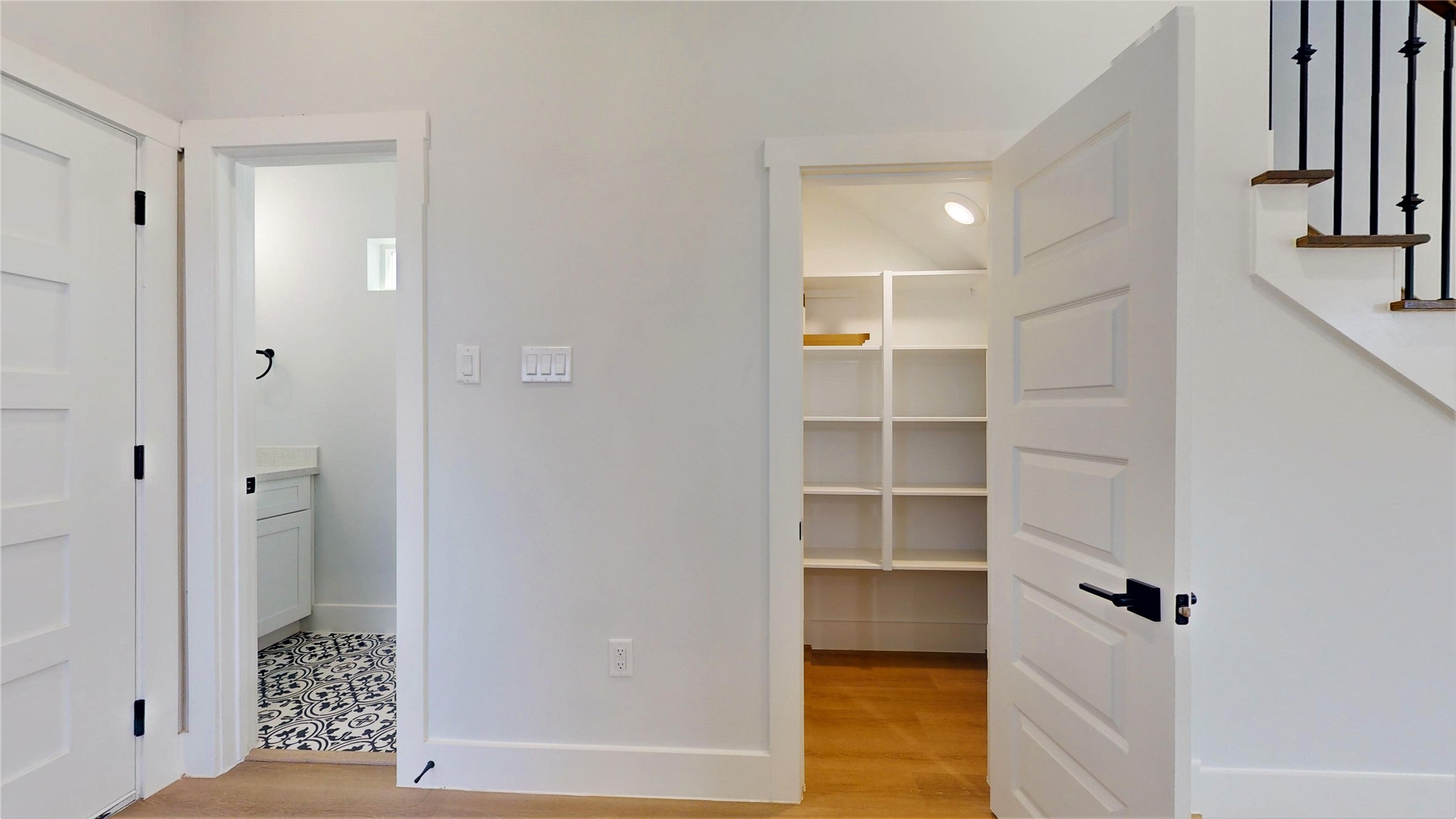 12230 Kirkgard Drive Houston, TX 77045 - Photo 9 of 50