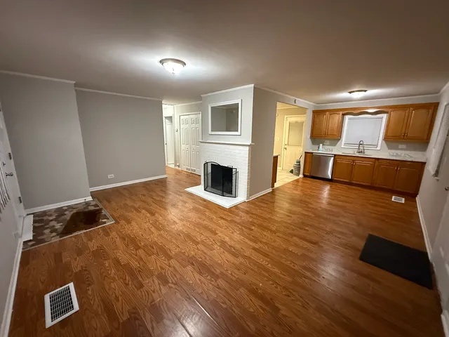 $129,000 | 142 Marquette Street, Park Forest, IL 60466