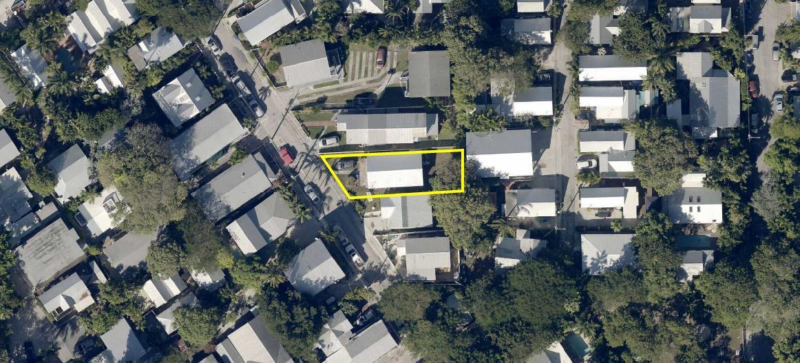 719 Elizabeth Street Key West, FL 33040 - Photo 7 of 15 an aerial view of multiple houses with yard