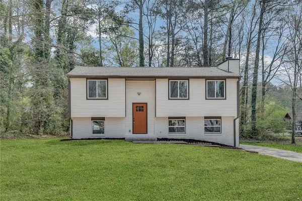 front view of house with a yard