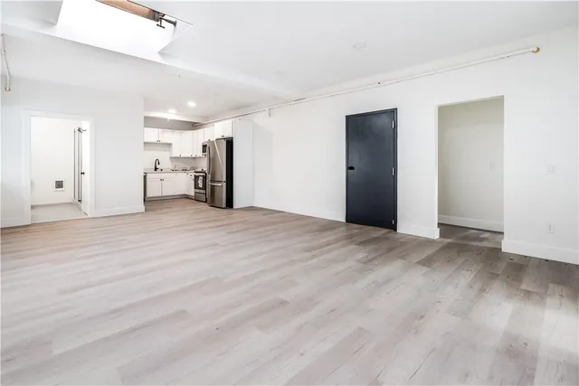 $2,250 | 202 Hooker Avenue, Unit 2, Poughkeepsie, NY 12603