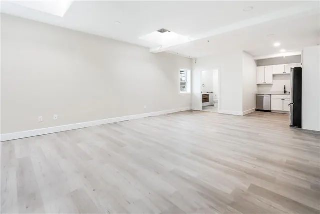 $2,250 | 202 Hooker Avenue, Unit 2, Poughkeepsie, NY 12603