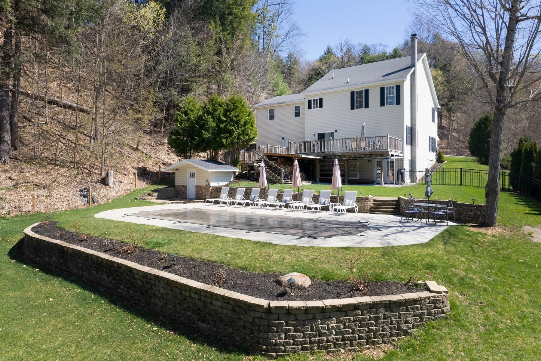 68 Amanda Drive Rutland Town, VT 05701 - Photo 5 of 40 Gallery Image 5